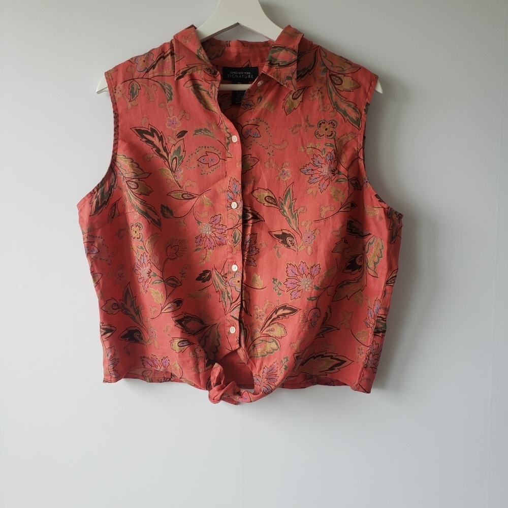 Jones New York Coral Floral Sleeveless Button-Front Tie Hem Shirt